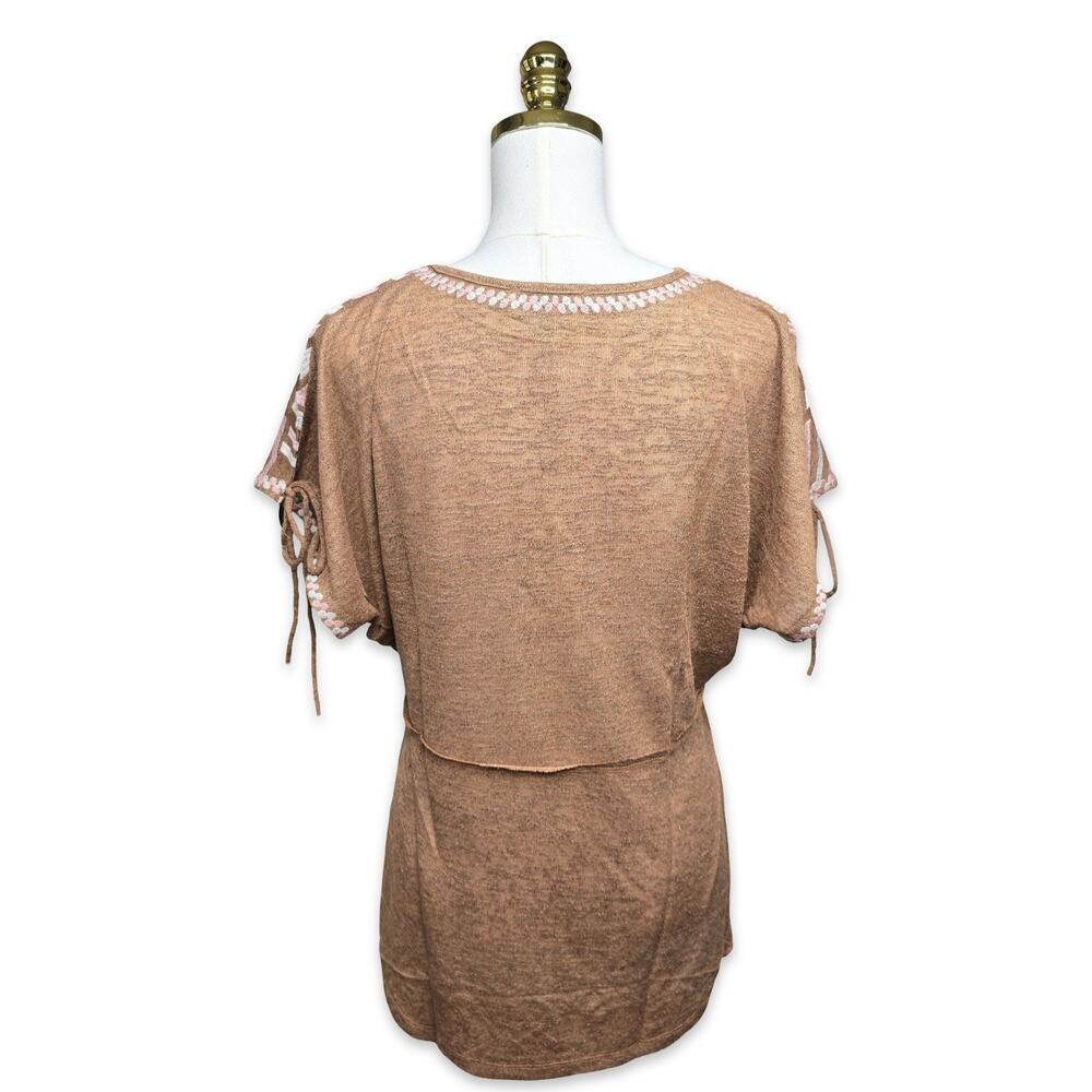 Savanna Jane Knit Top Womens M Embroidered Boho V-Neck Pink and Tan Festival NWT - Picture 3 of 16